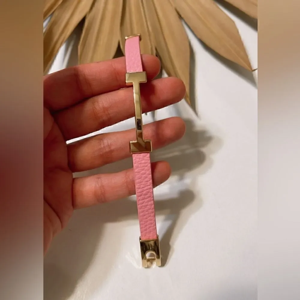 Pink leather geo bracelet S501